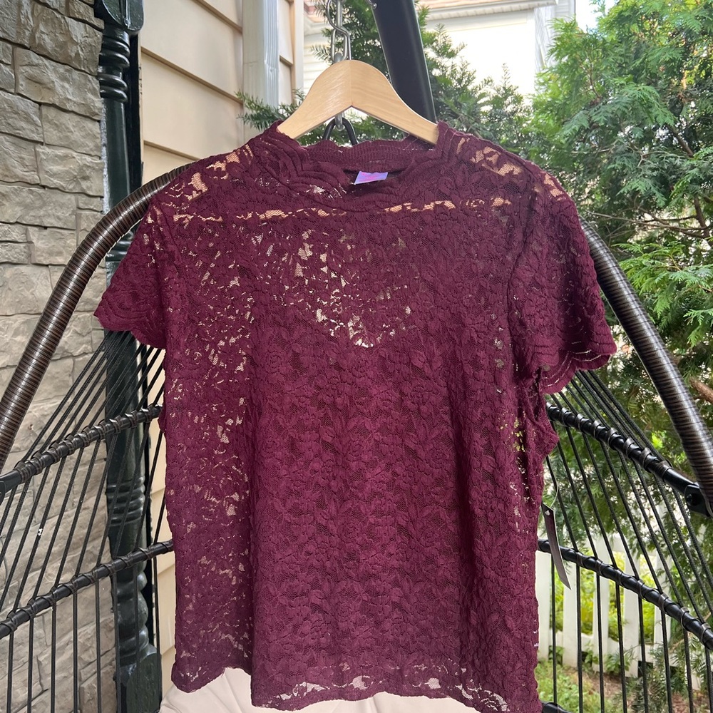BOHO Lace burgundy top.
